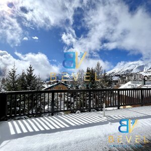 photo_463032842a1e4c29fe659796df4ccbed