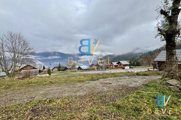 (73) LES BOTTIÈRES / Terrain constructible 750m2 - Rare à la vente - Vue dégagée