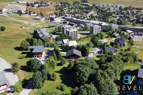 (73) LA TOUSSUIRE / RARE À LA VENTE / UNIQUE TERRAIN CONSTRUCTIBLE