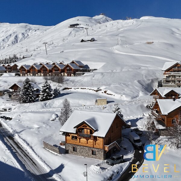 photo_096090f9afe9a94fbed0ad8d6662a266