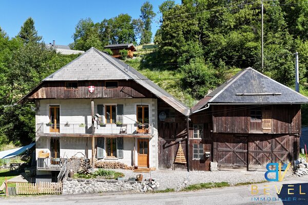 À VENDRE   EXCLUSIVITÉ SAINT-FRANÇOIS-LONGCHAMP   (MONTAIMONT)  ANCIEN CORPS DE FERME RÉNOVÉ   110 m2 HABITABL