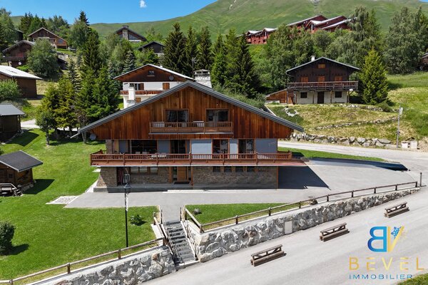 (73) LA TOUSSUIRE - Rare chalet familial - 4 appartements indépendants - Vue panoramique & sublime jardin